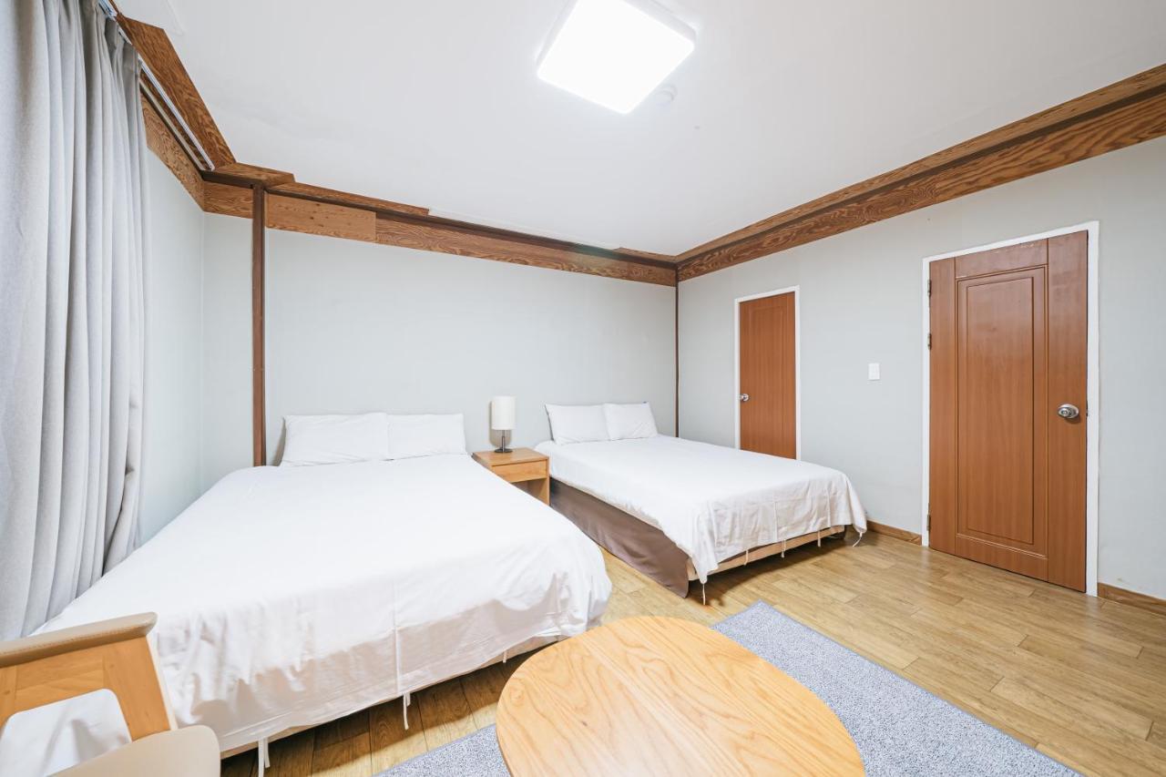 Jeju Miracle Hotel מראה חיצוני תמונה