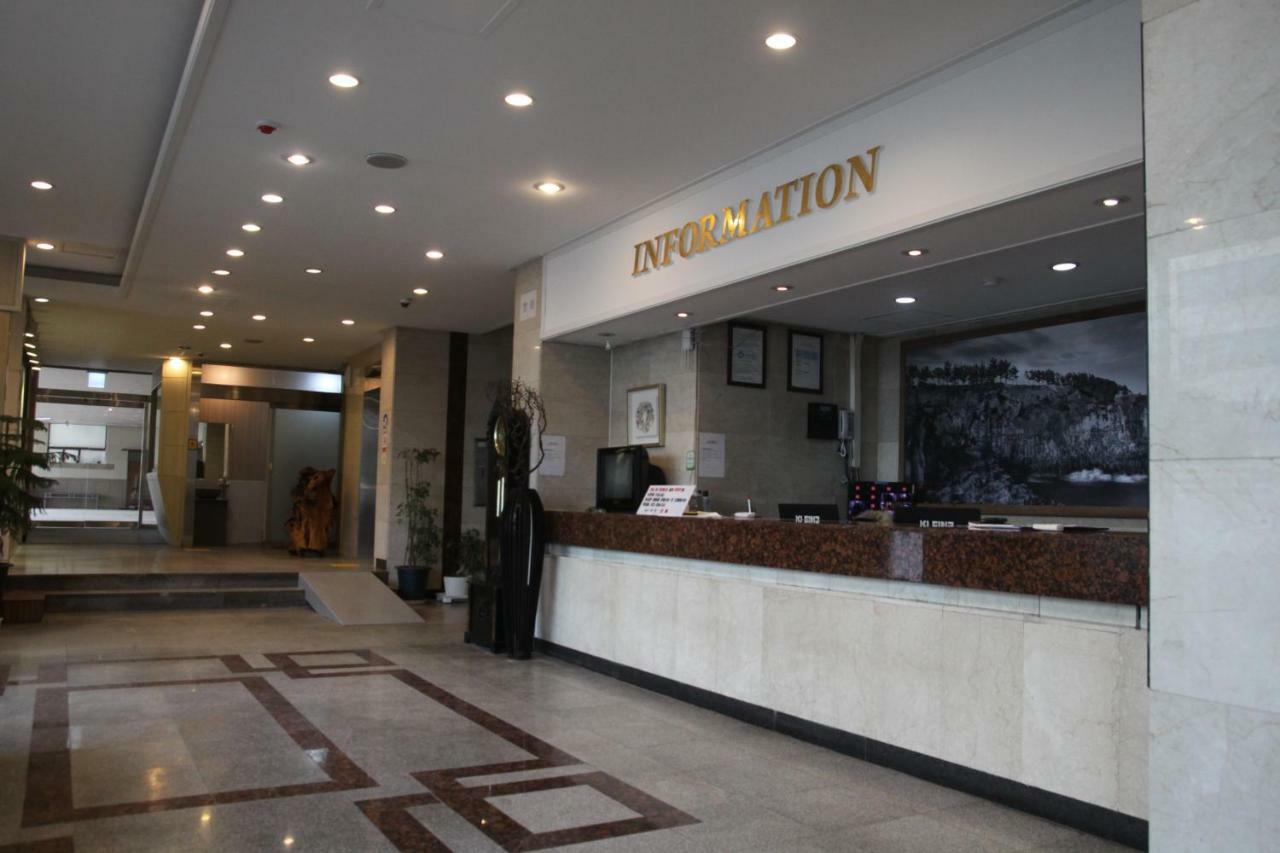 Jeju Miracle Hotel מראה חיצוני תמונה